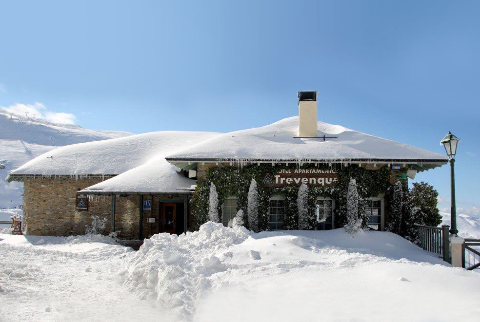Hotel Apartamentos Trevenque Sierra Nevada Eksteriør billede