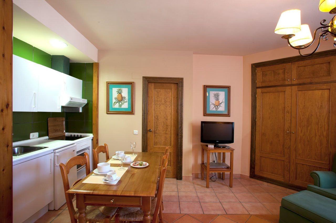 Hotel Apartamentos Trevenque Sierra Nevada Eksteriør billede