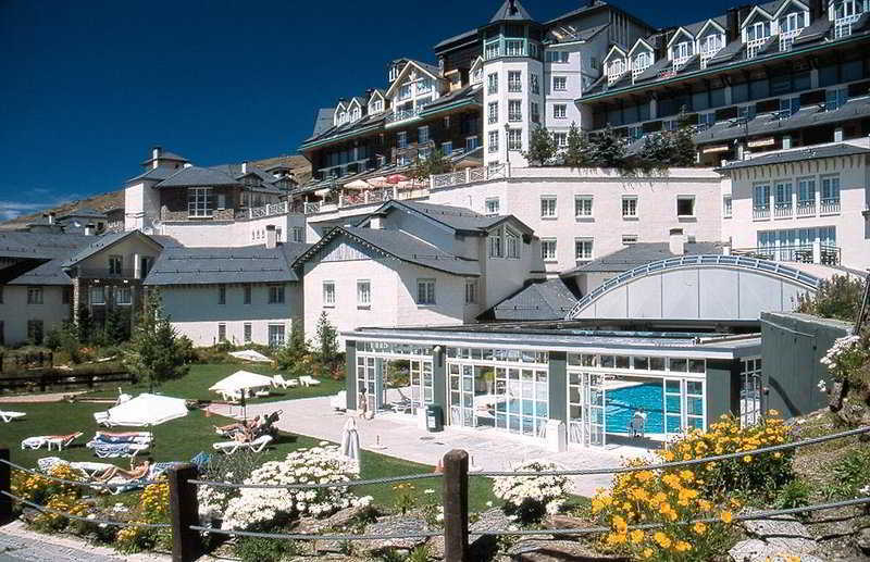 Hotel Apartamentos Trevenque Sierra Nevada Eksteriør billede